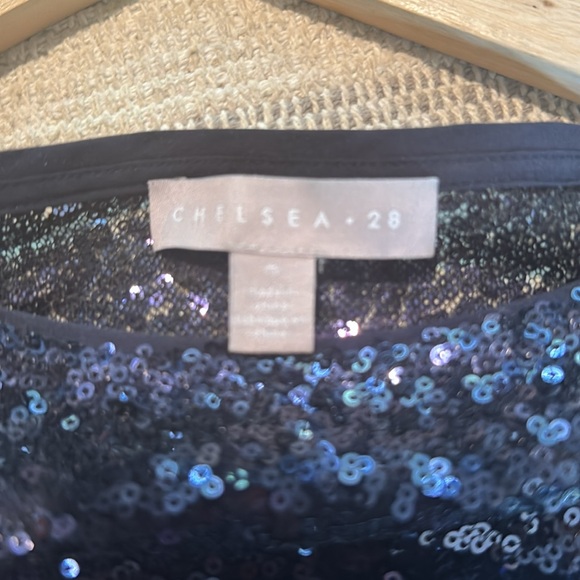 Chelsea 28, Navy Sequin Bat Wing top, Size M - Picture 3 of 4